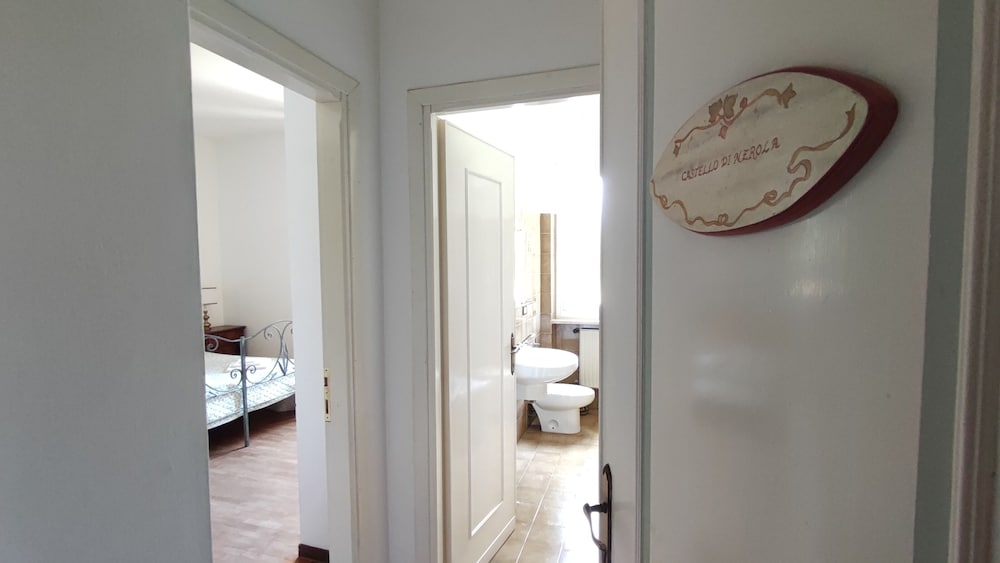 Family Quadruple Room, Non Smoking, Pool View photo 2