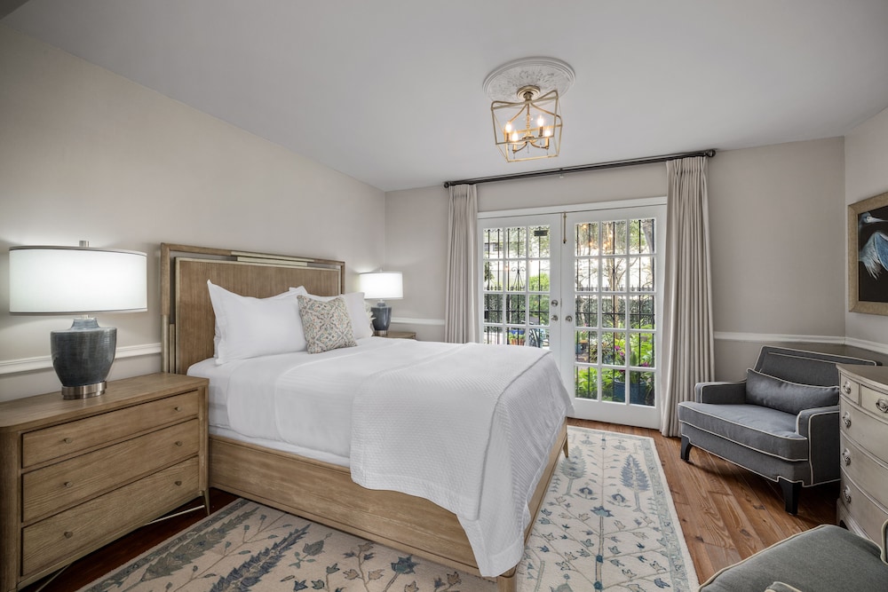 Flannery O’Conner Room