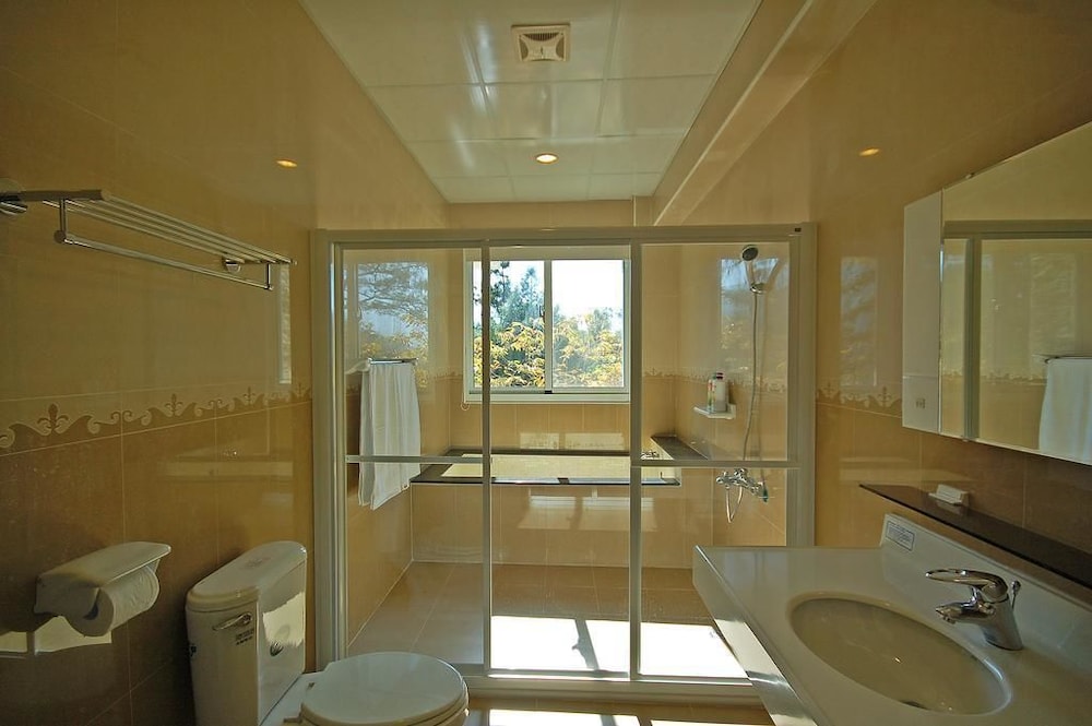 Romantic Quadruple Room (202) photo 3