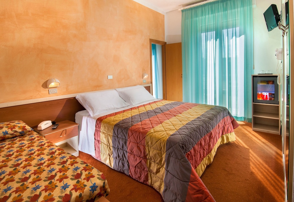 Quadruple Room photo 1