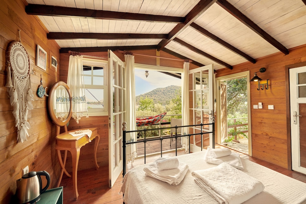 Deluxe Bungalow, 1 Double Bed photo 1