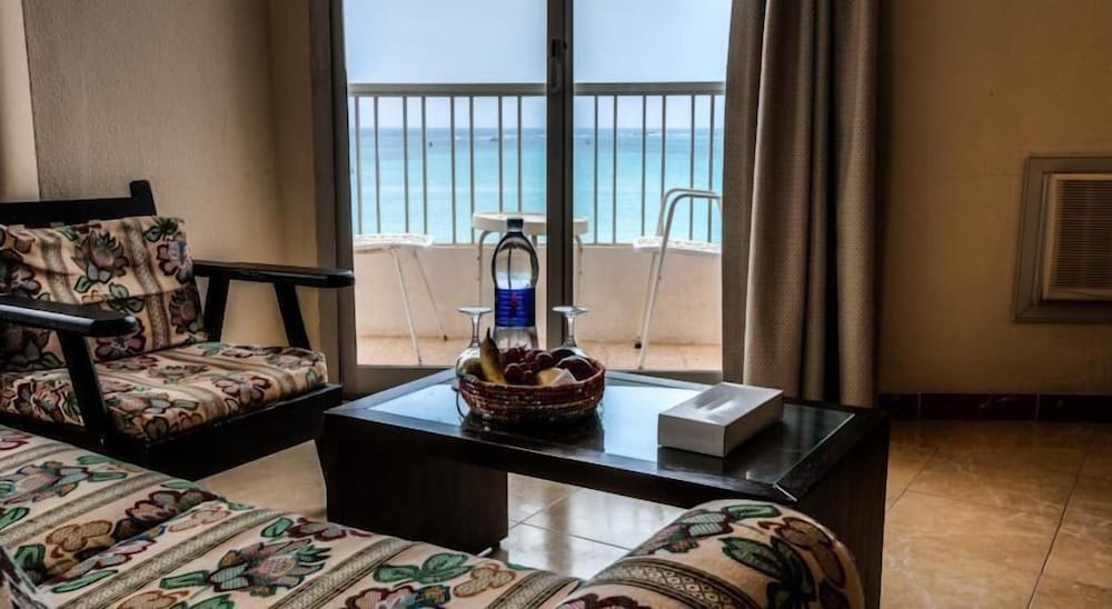 Suite, Sea View photo 3