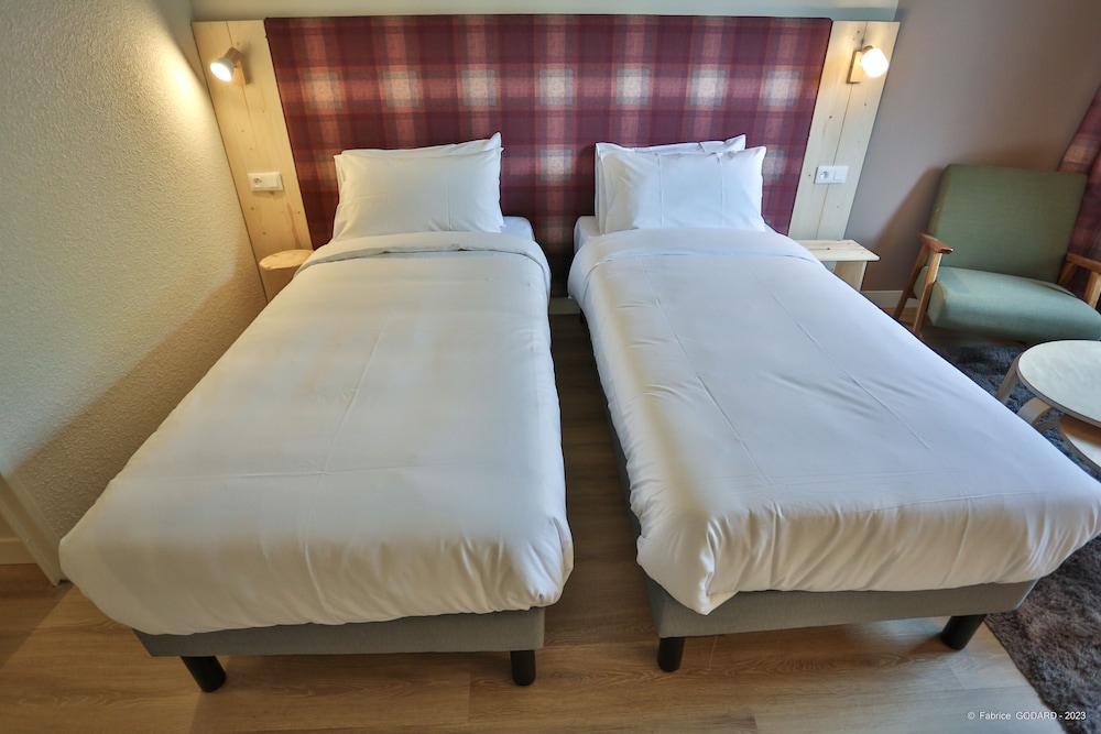 Twin room (2 beds) - Photo 8