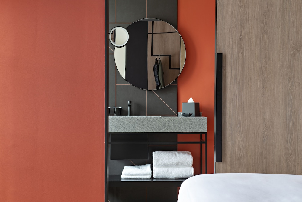Deluxe Room - Photo 4