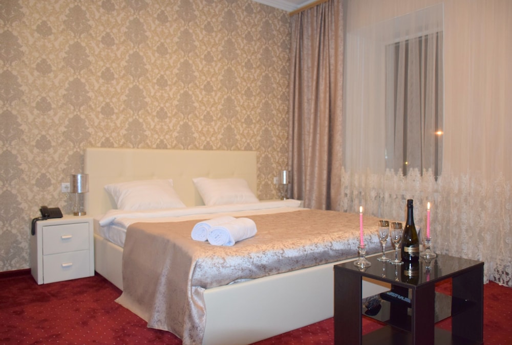 Luxury Double Room, 1 King Bed, City View