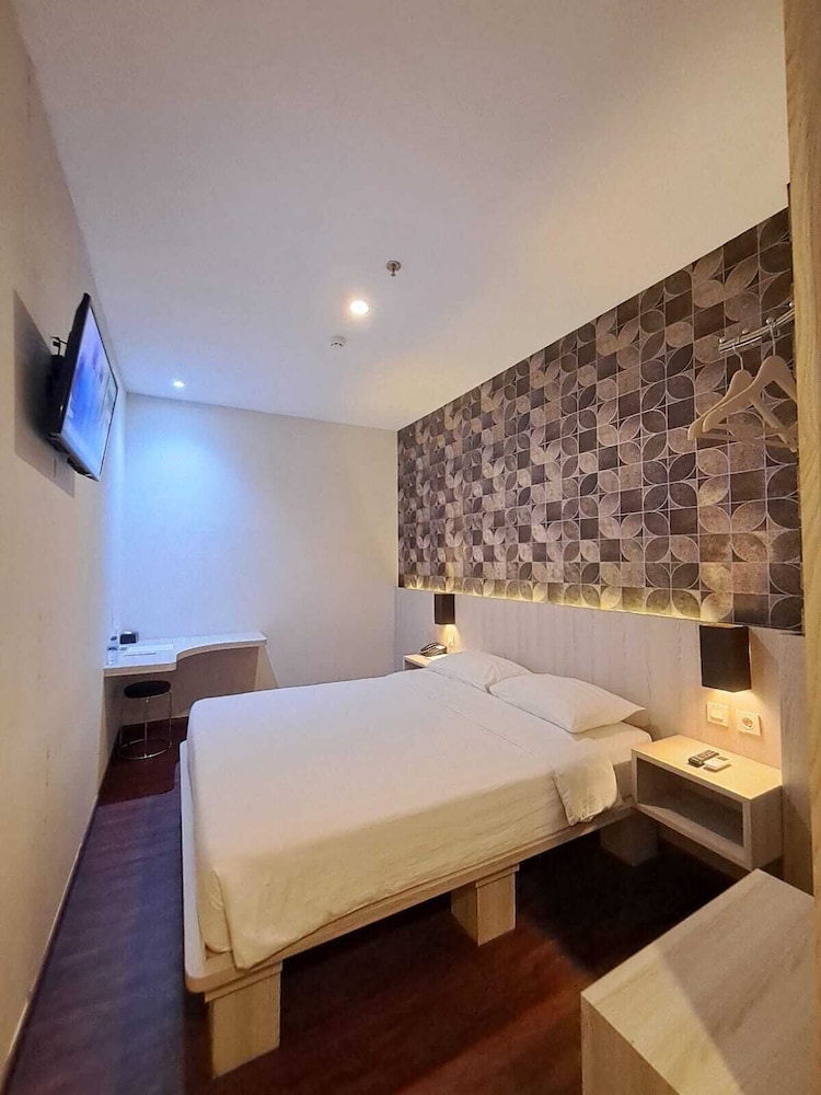 Standard Double Room - Photo 4