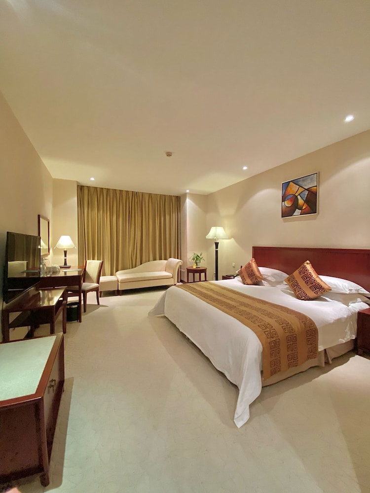 Deluxe Double Room - Photo 8