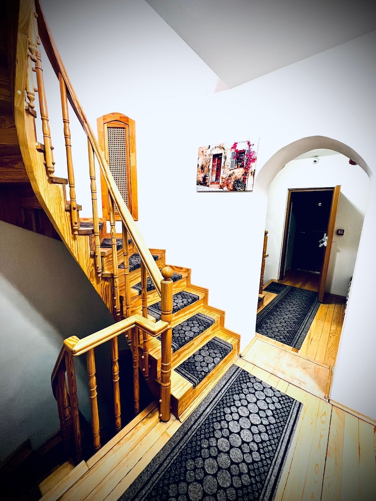 Basic Single Room, City View photo 2