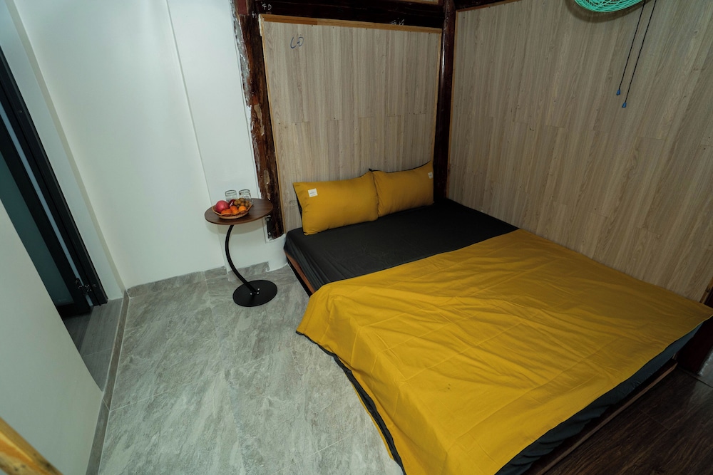 Basic Double Room, Courtyard View