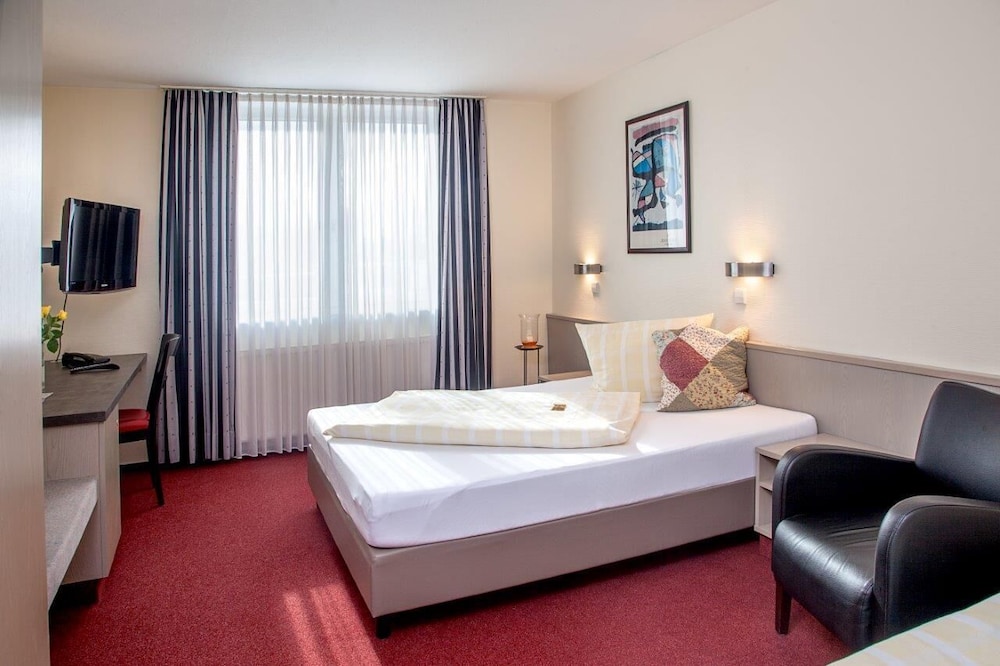 Double Room - Photo 3