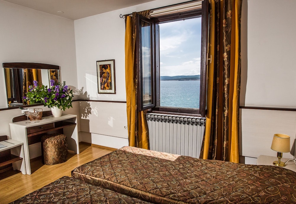 Standard Double or Twin Room (Seaside) photo 1