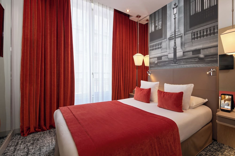 Superior Room thumbnail 5