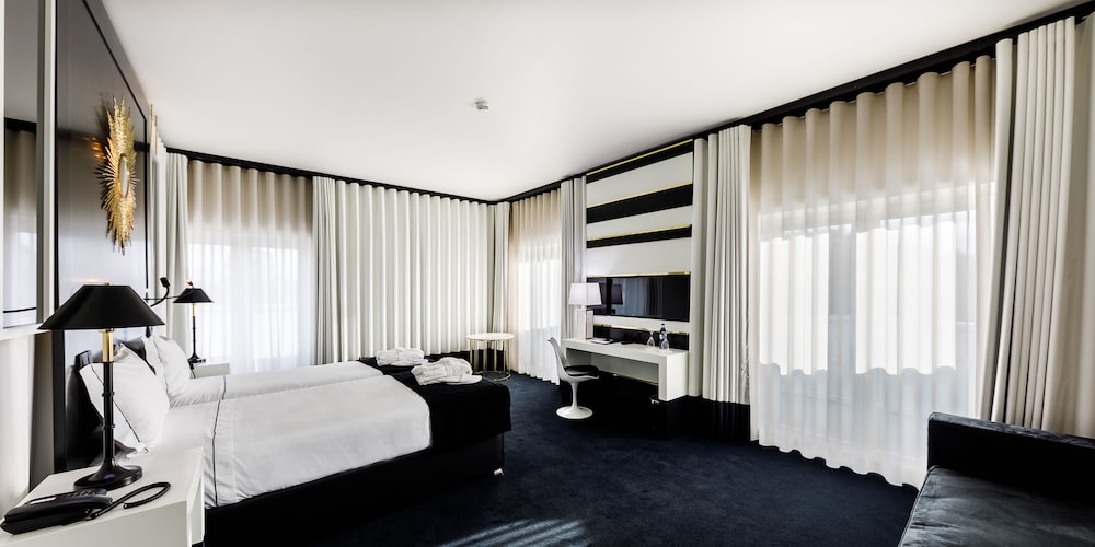 Superior Suite