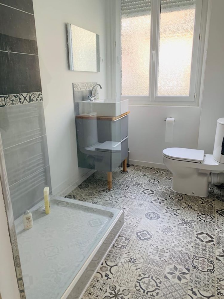 Luxury Apartment, Ensuite photo 2