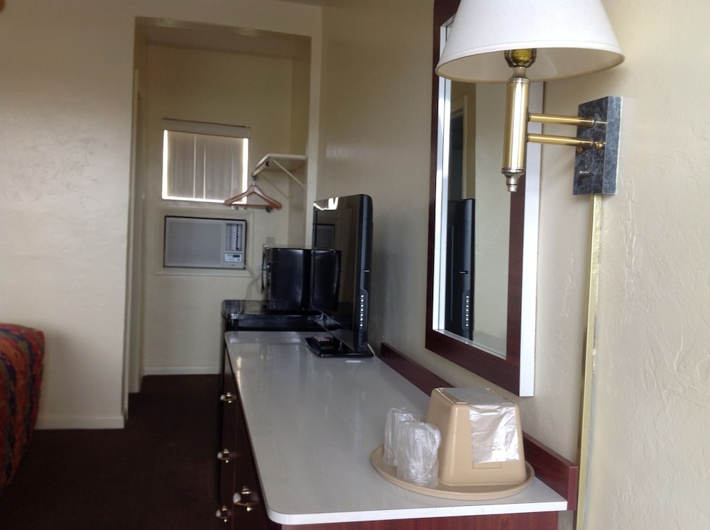 Standard Room photo 2