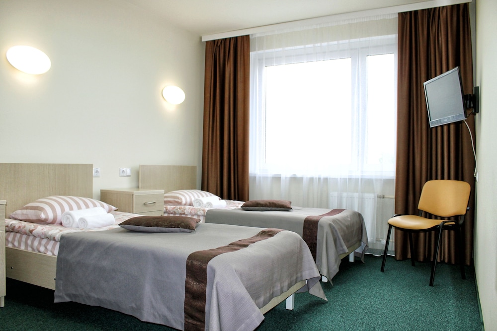 Standard Twin Room, Accessible photo 1