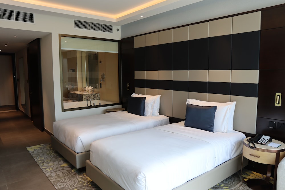 Premium Twin Room With Balcony-Burj Khalifa View photo 2