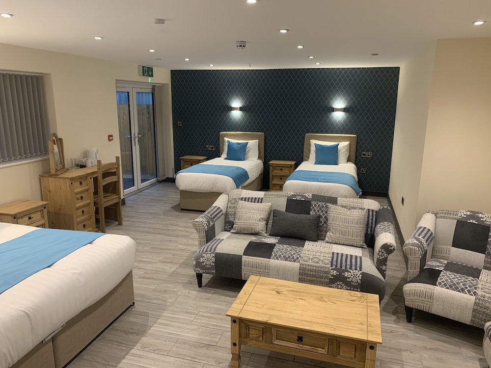 Superior Suite, Accessible (Ground Floor) photo 2