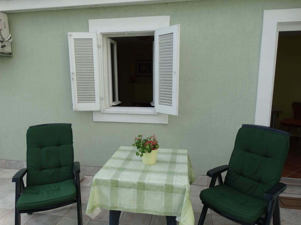 Apartment (Ground Floor) photo 3