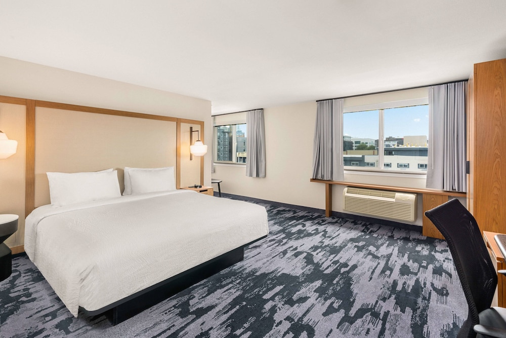 Studio, 1 King Bed, City View photo 1