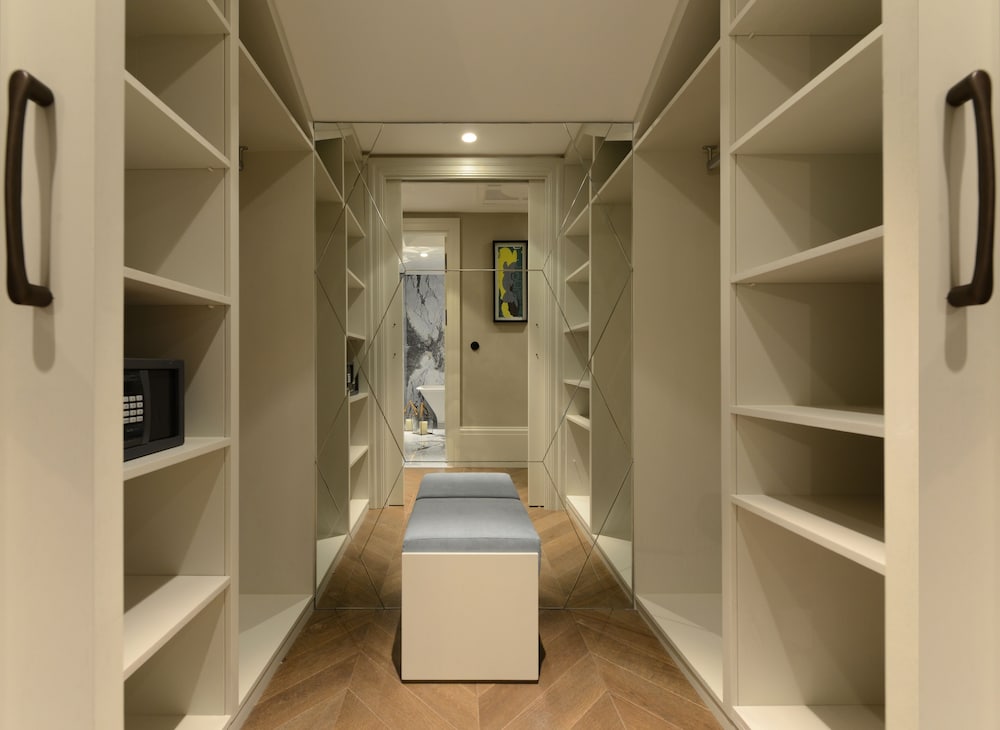 Superior Suite, 1 King Bed (Penthouse)