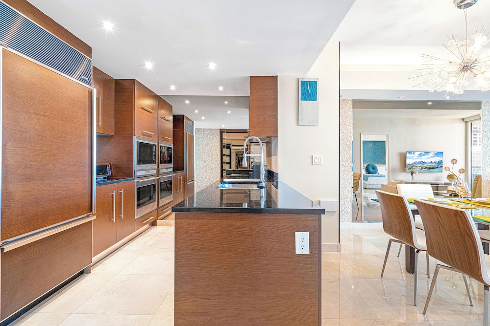Design Apartment, 1 Bedroom, Balcony, Ocean View 4809