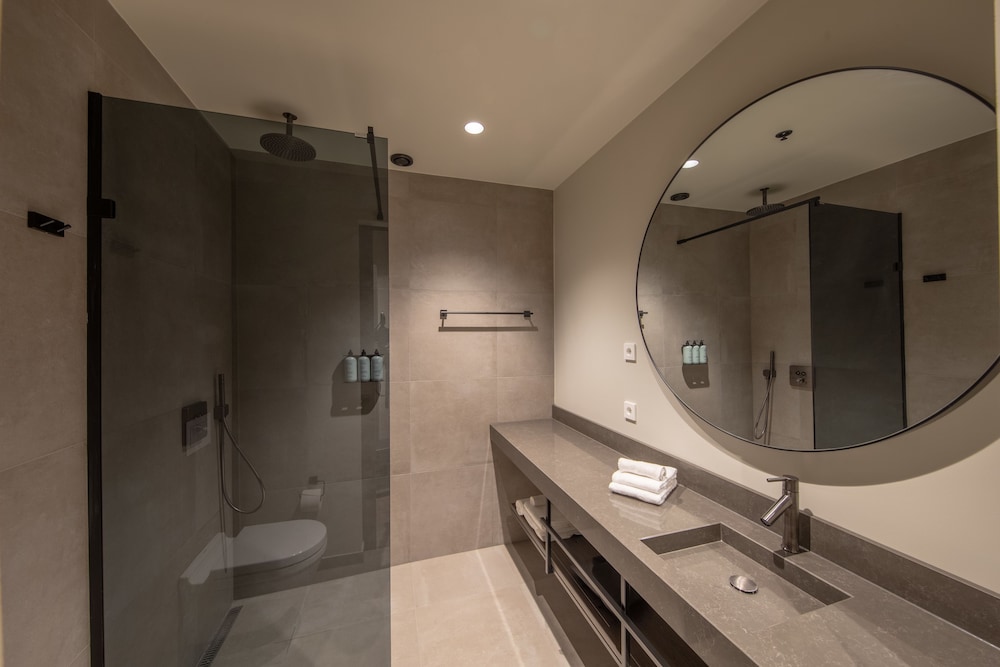 Standard Twin Room - Photo 5