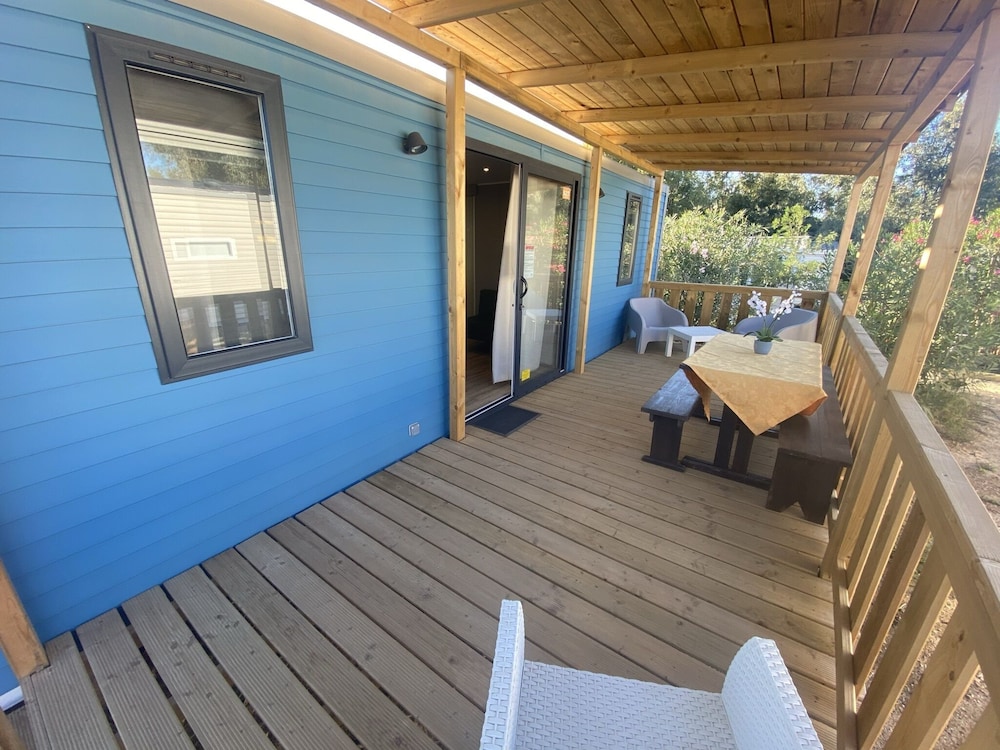 Premium Mobile Home, 2 Bedrooms, 2 Bathrooms photo 1