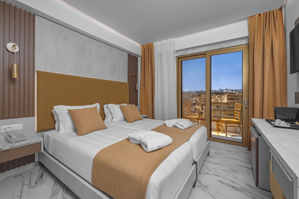 Standard Double or Twin Room, City View