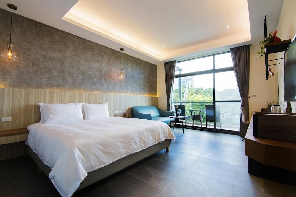 Standard Double Room, City View