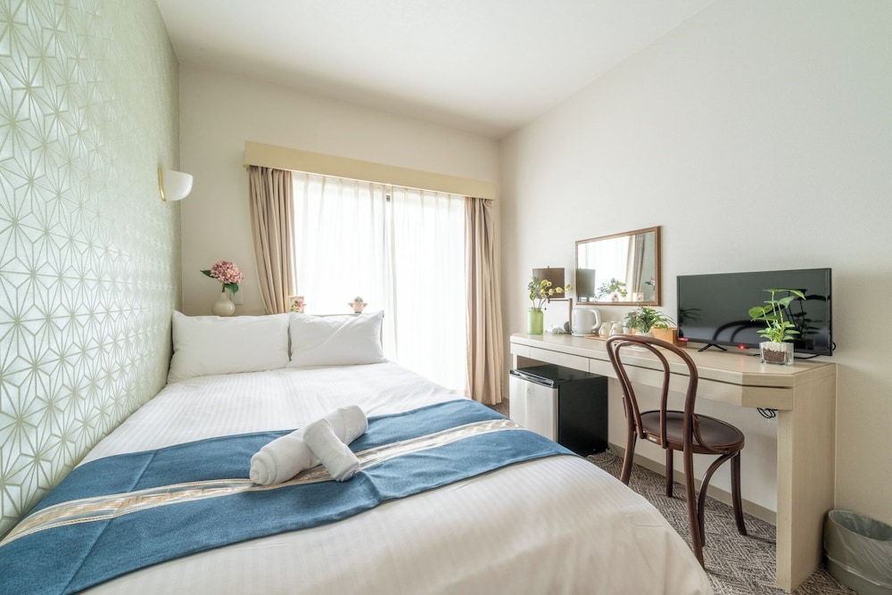 Junior Double Room