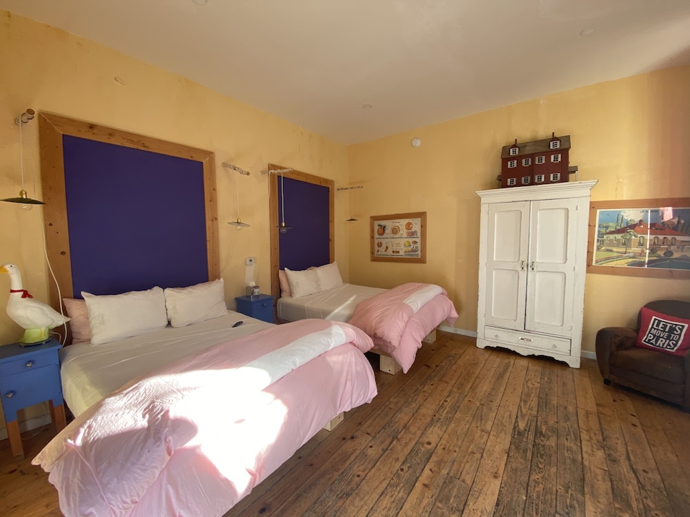 Standard Room, 2 Queen Beds