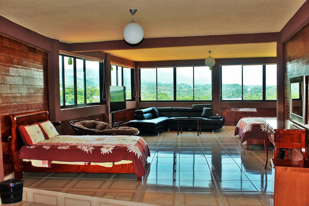 Panoramic Room photo 1