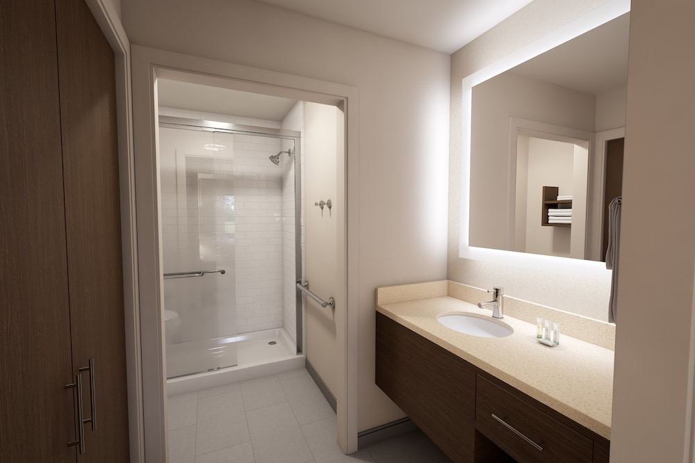 Suite, 2 Bedrooms, Accessible, Kitchen (Hearing) photo 1
