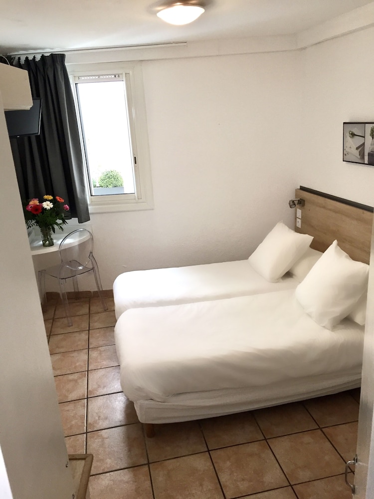 Standard Double or Twin Room, 2 Twin Beds photo 1