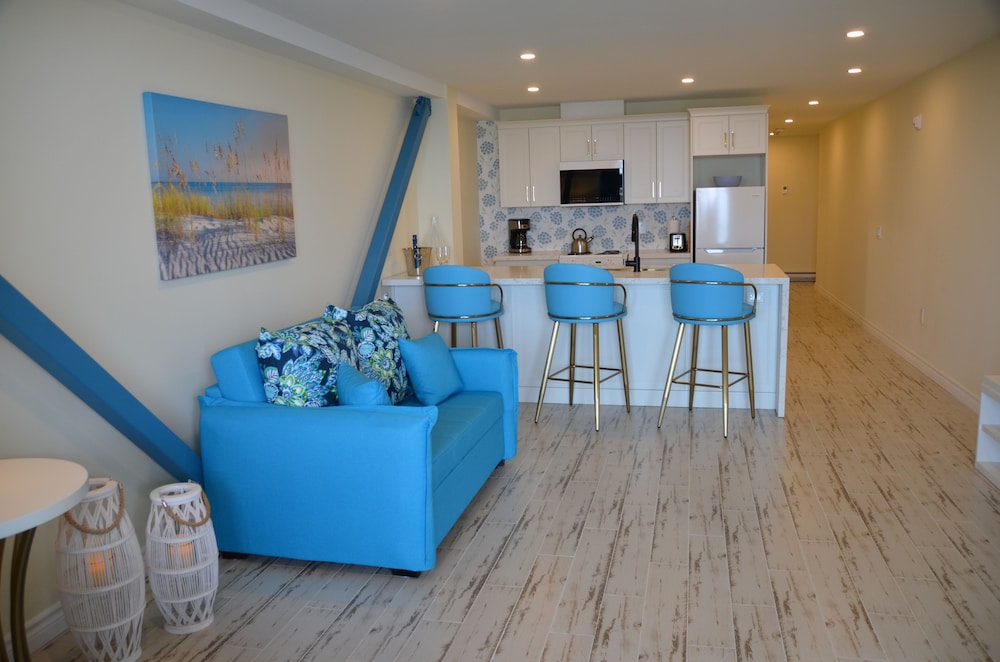 Suite, 2 Bedrooms, Beach View