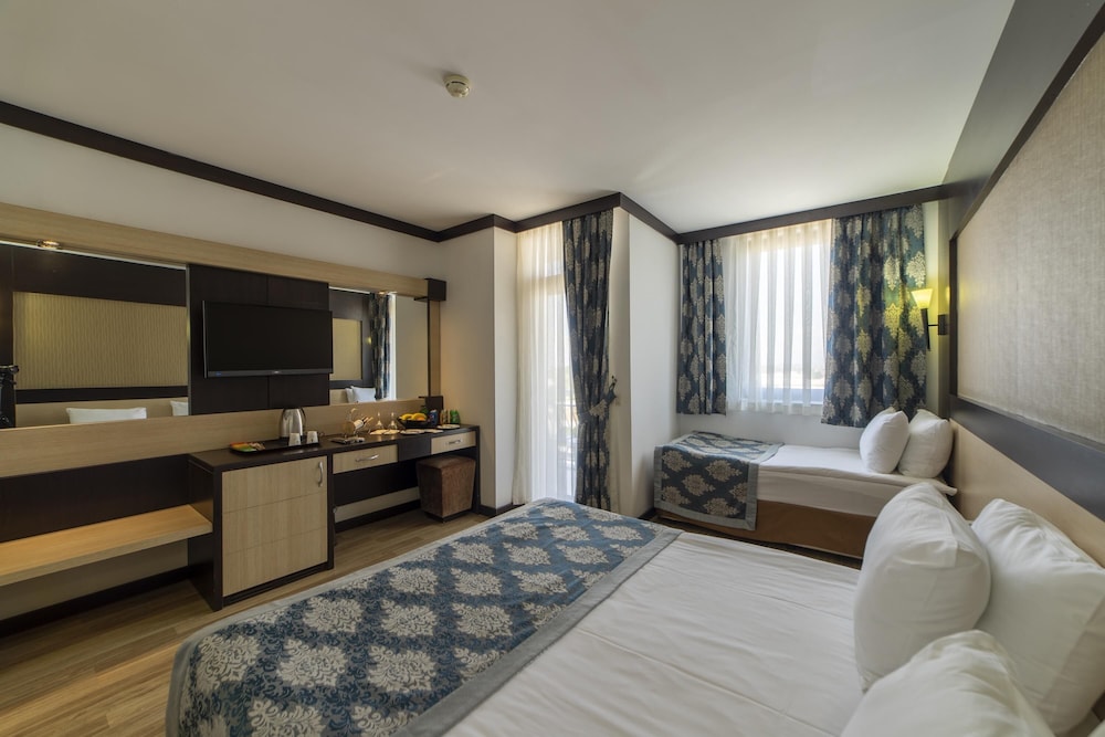 Standard Double Room, Garden View - Photo 4