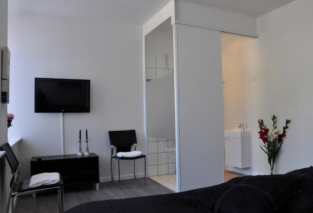 Double Room, Private Bathroom photo 3