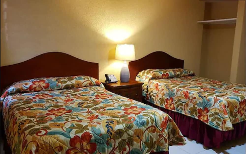 Standard Double Room photo 2