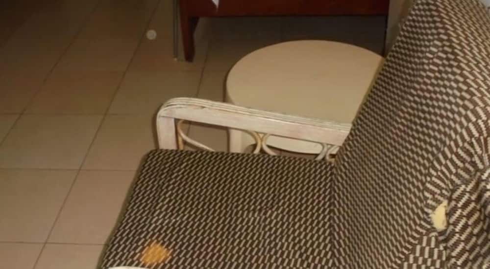 Single Room photo 2