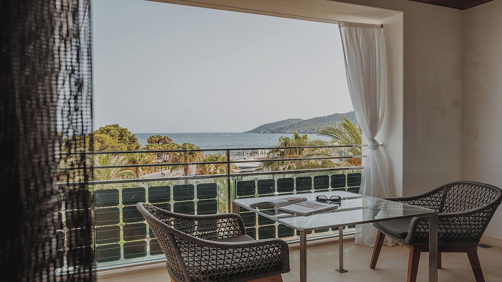 Junior Studio Suite, Terrace, Sea View - Photo 4