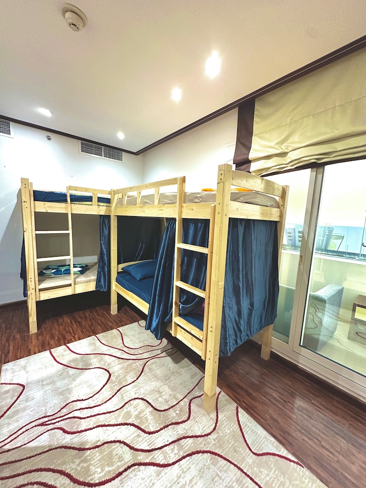 Executive Shared Dormitory, Mixed Dorm, City View photo 3