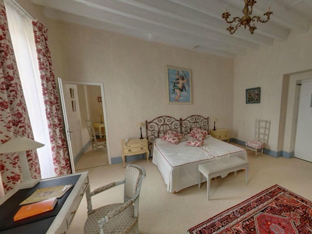 Comfort Suite (For 3)