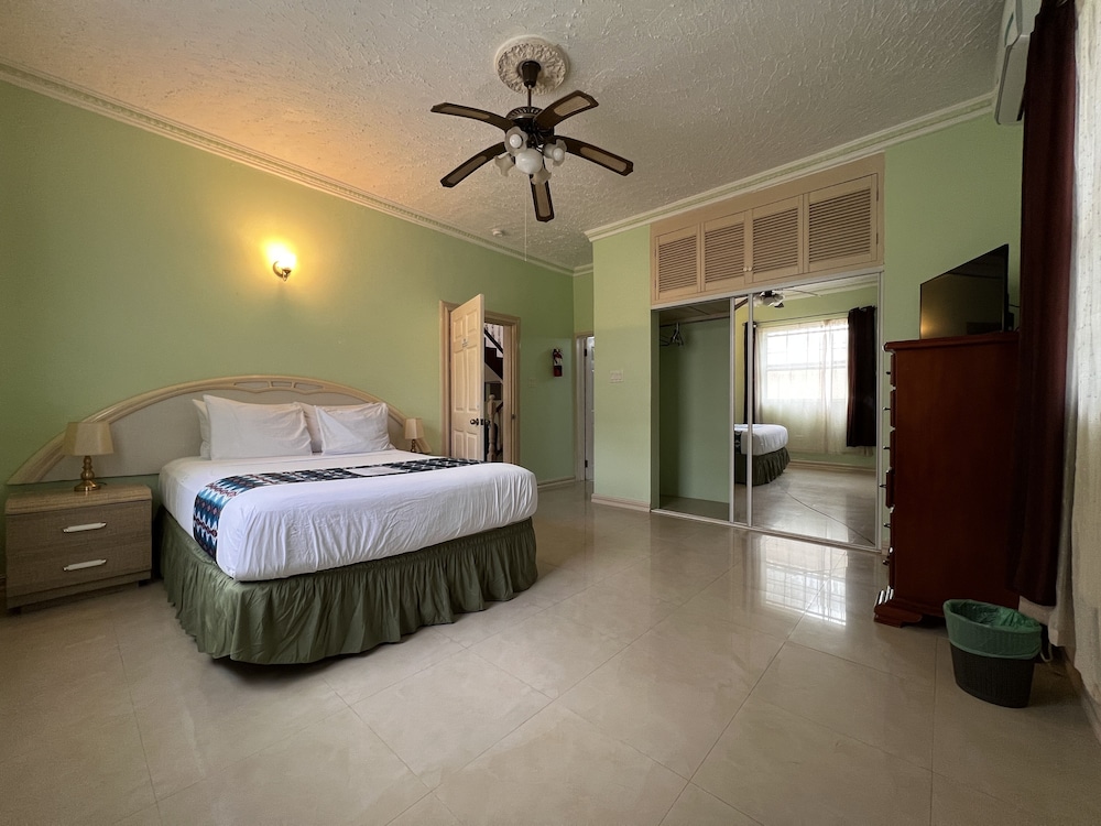 Standard Double Room, 1 Queen Bed, Pool Access, Garden View