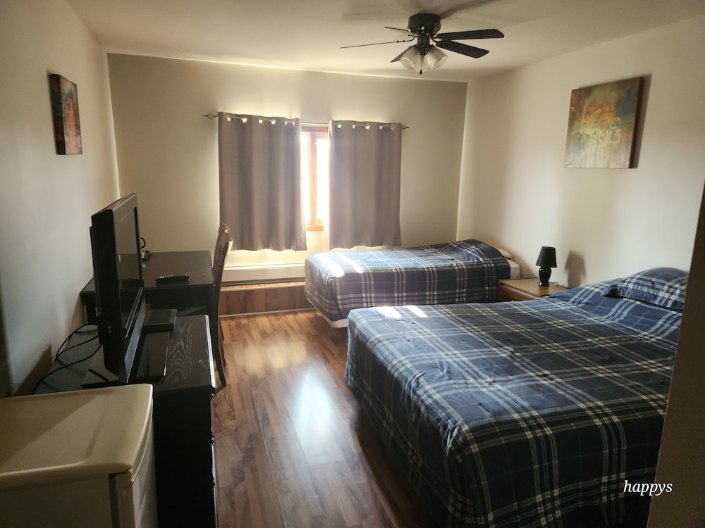 Family Room photo 2