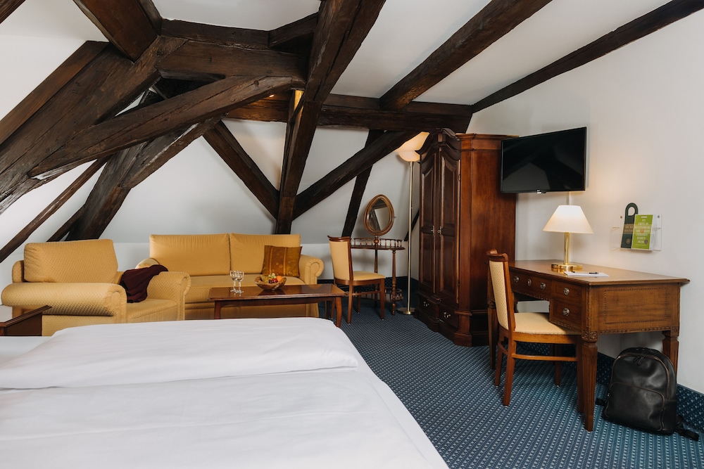 Grand Double Room, 1 Bedroom, Non Smoking photo 1