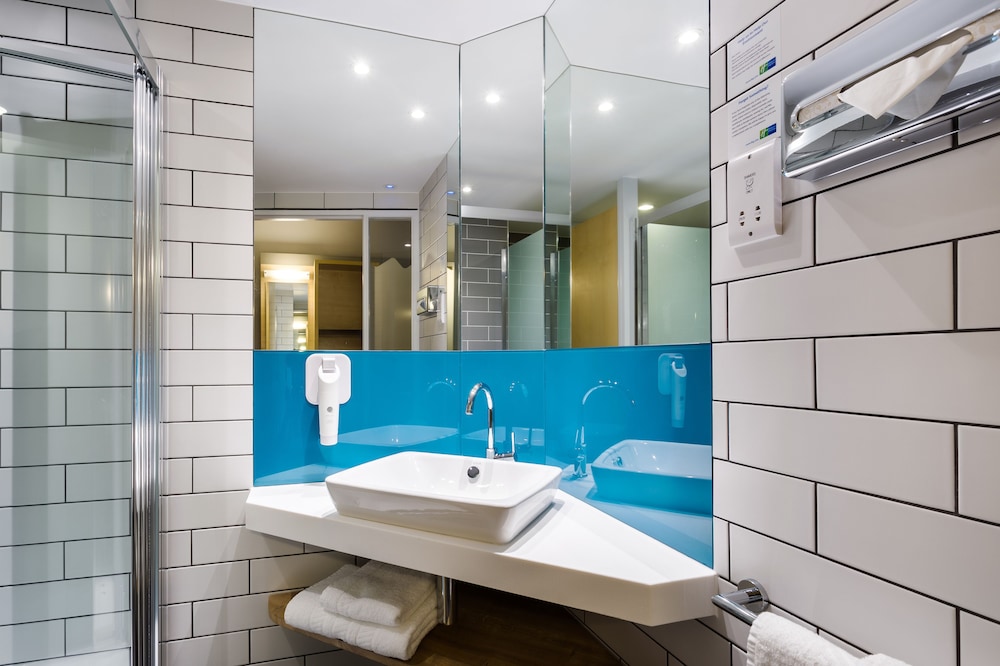 Standard Room - Photo 6