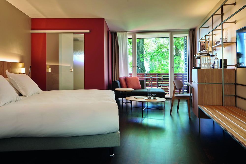 Available room