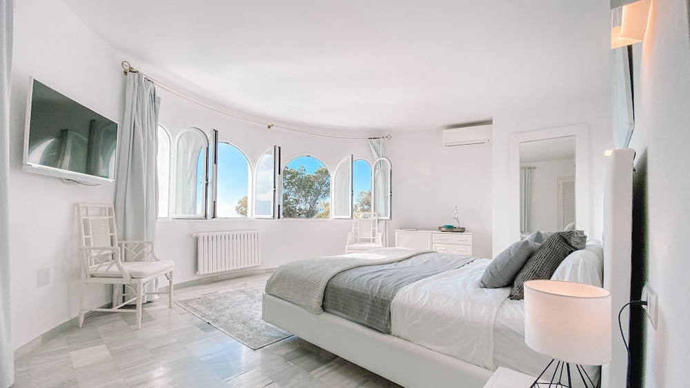 Villa Premium, 5 dormitorios, vista al mar