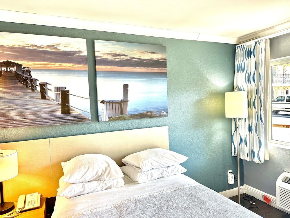 Standard Double Room, 2 Double Beds, Smoking photo 2